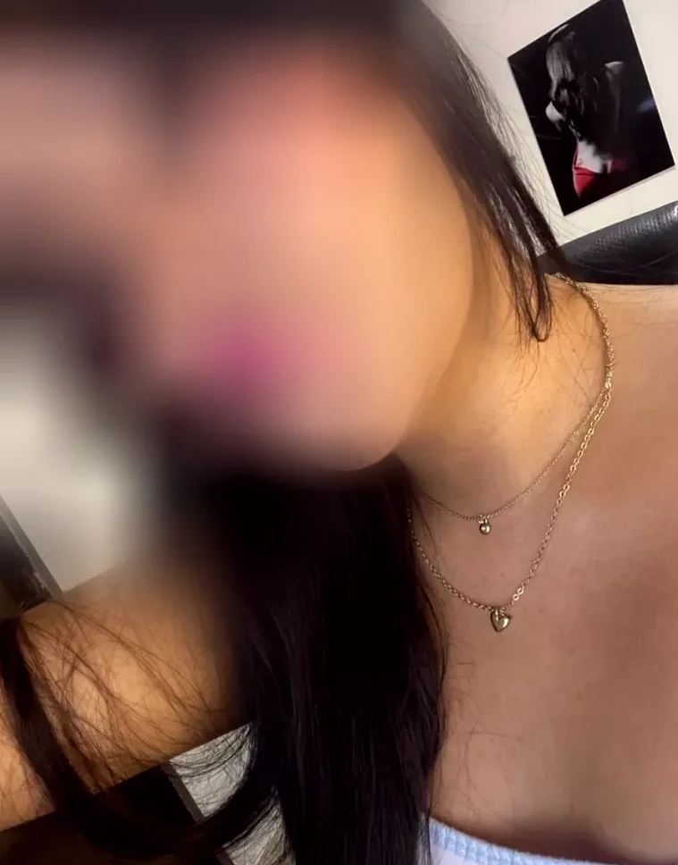 Aleksandra, 29