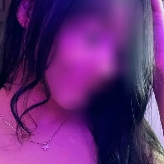 Andrea, 19