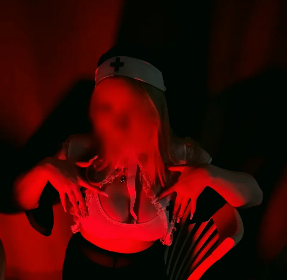 Carina, 19
