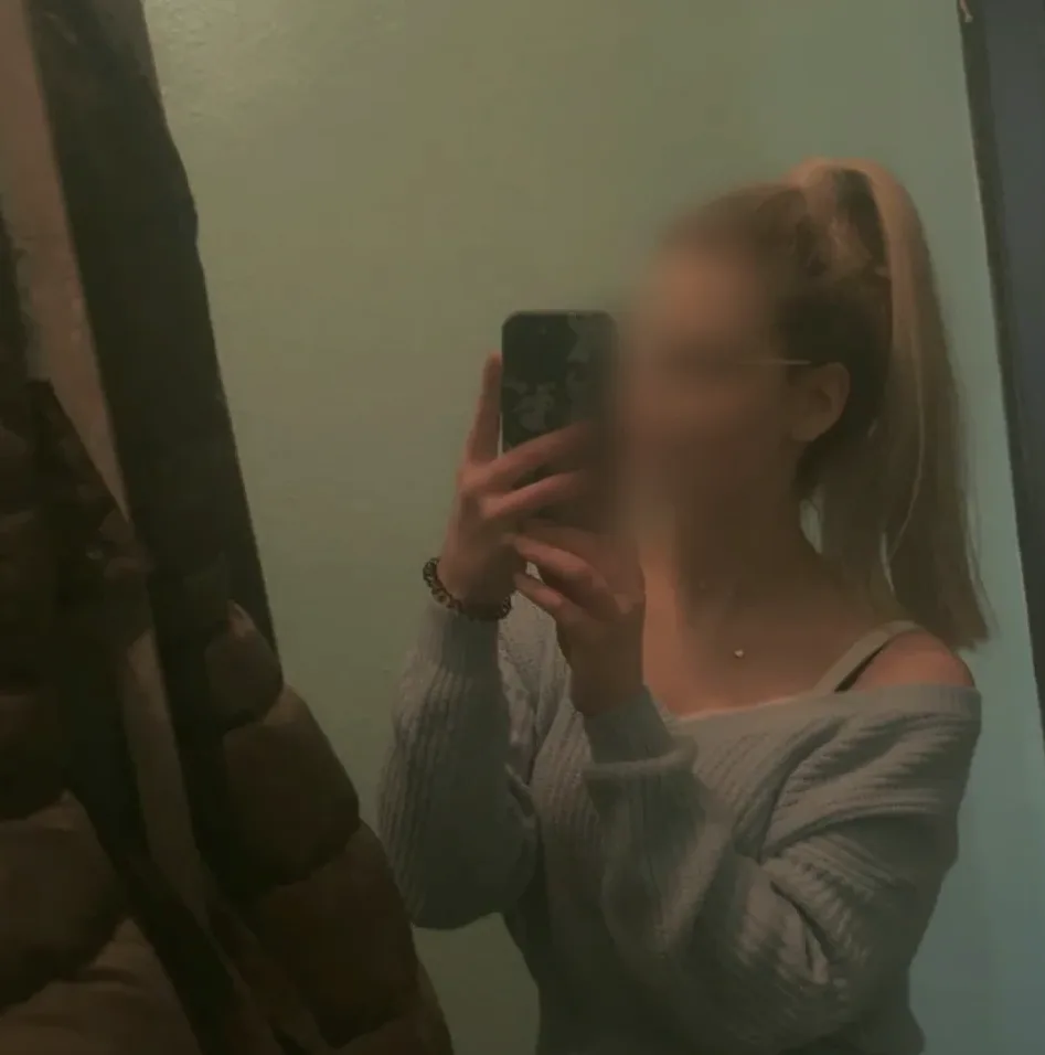 Christina, 26