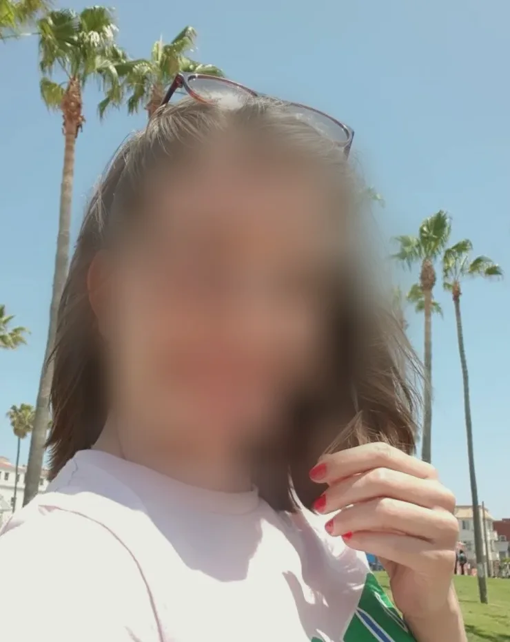 Clara, 31